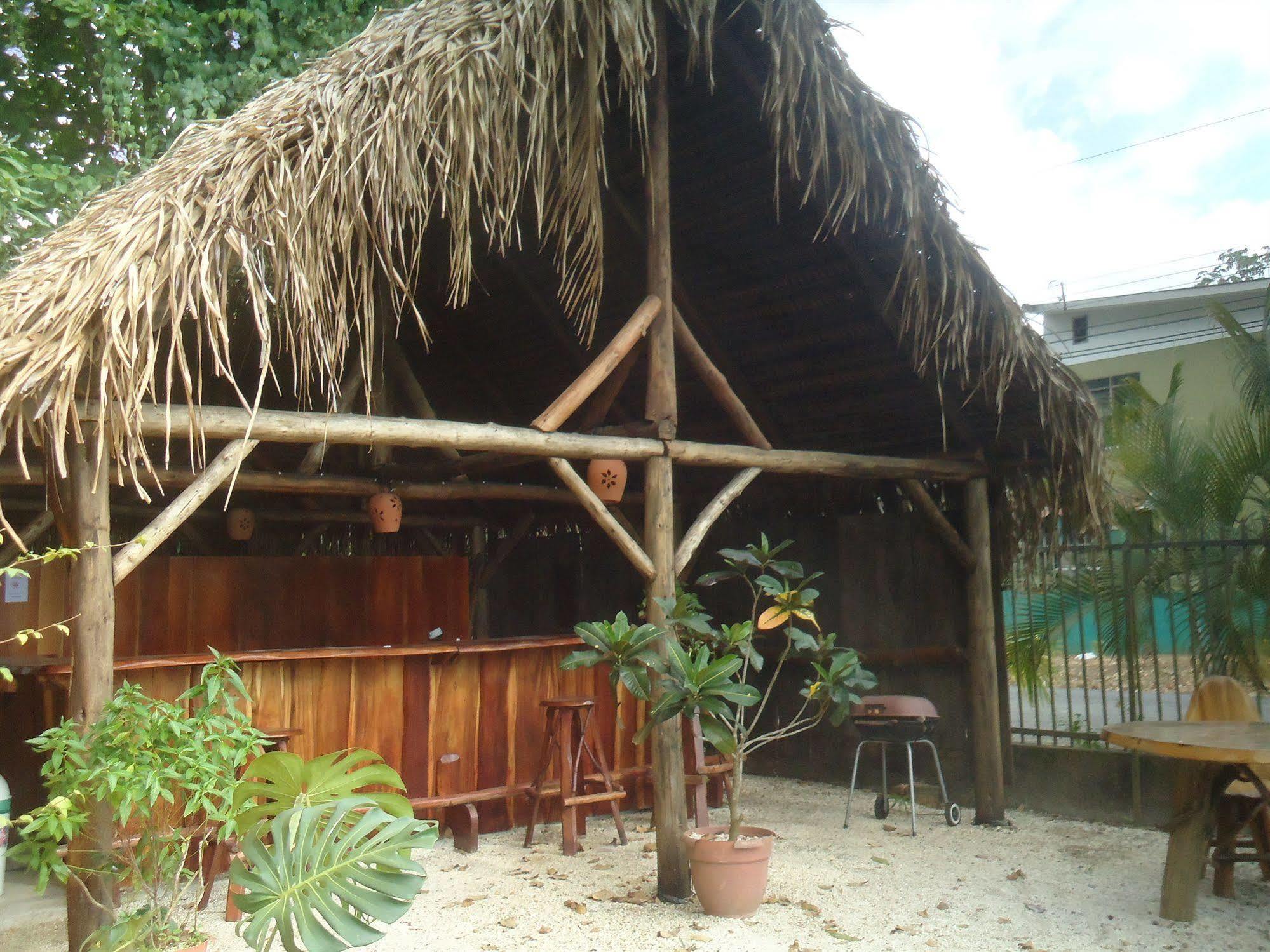 Hotel Green Jaco Exterior photo